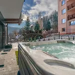 Apartment Invest - Z Prywatnym Jacuzzi I Sauna- Obroncow Pokoju 5