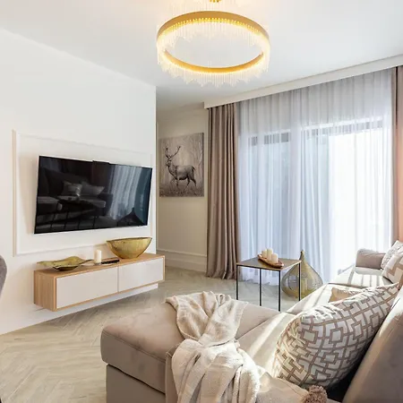 Invest - Z Prywatnym Jacuzzi I Sauna- Obroncow Pokoju 5 Apartman Szklarska Poręba